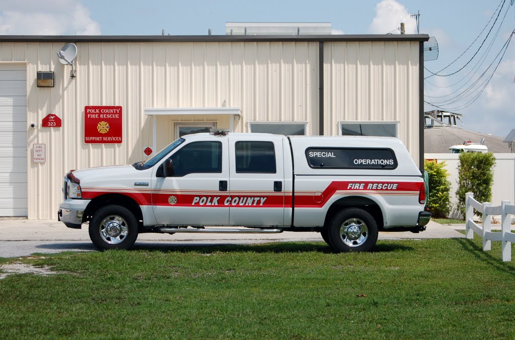 Polk County Fire Rescue Special Operations Vehicle at Bartow, FL by Scotch Canadian