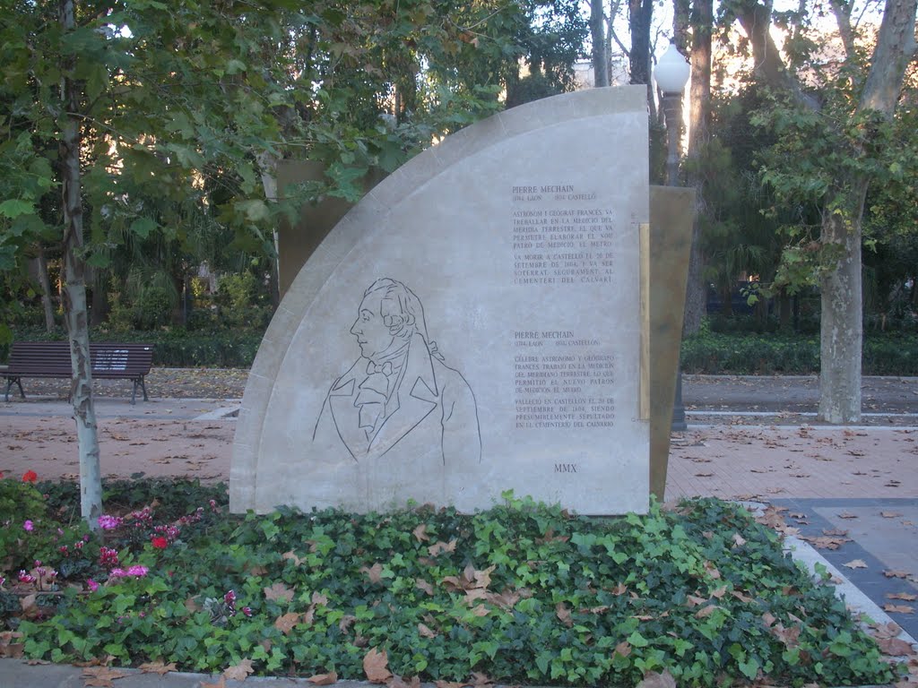 Monumento al geografo y astronomo frances Pierre Mechain-Parque Ribalta-Castellón de la Plana by TEODOR VESA