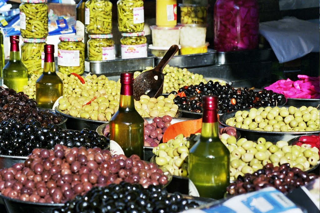 Shuk Ha'Carmel market, Tel Aviv by michaelhlyke