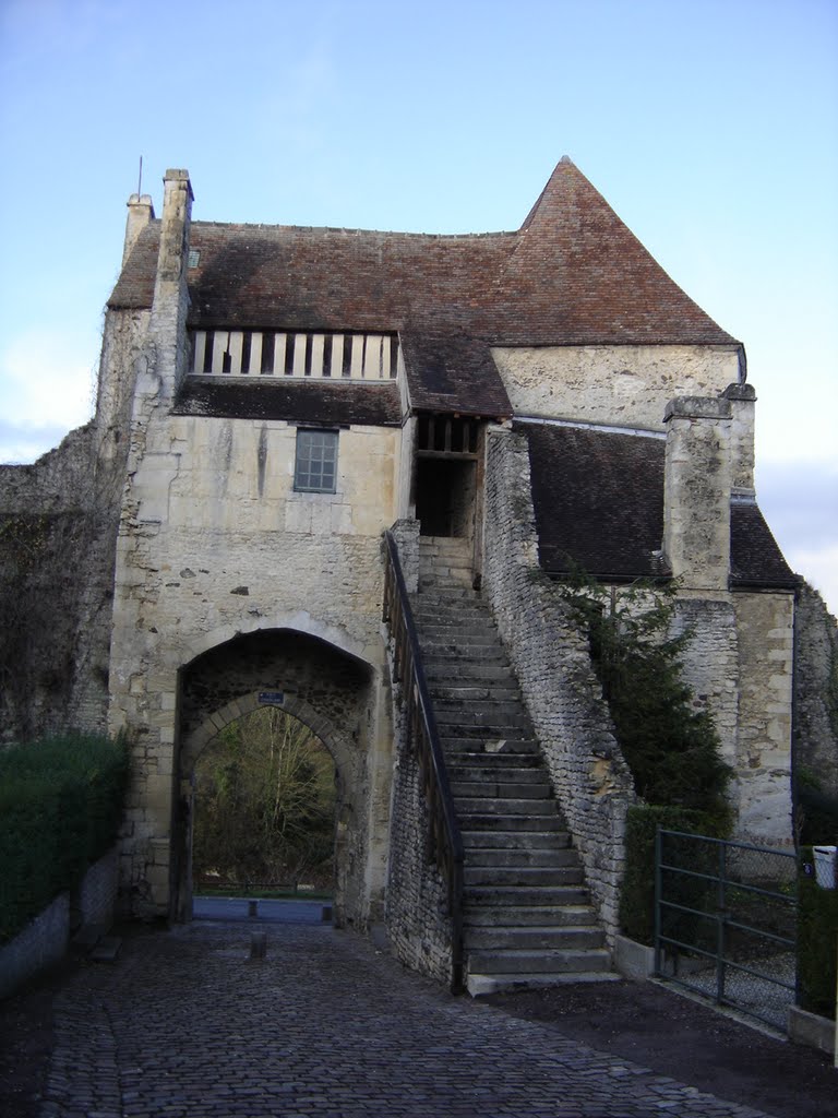 Porte fortifiée. by Bernard DUPONT