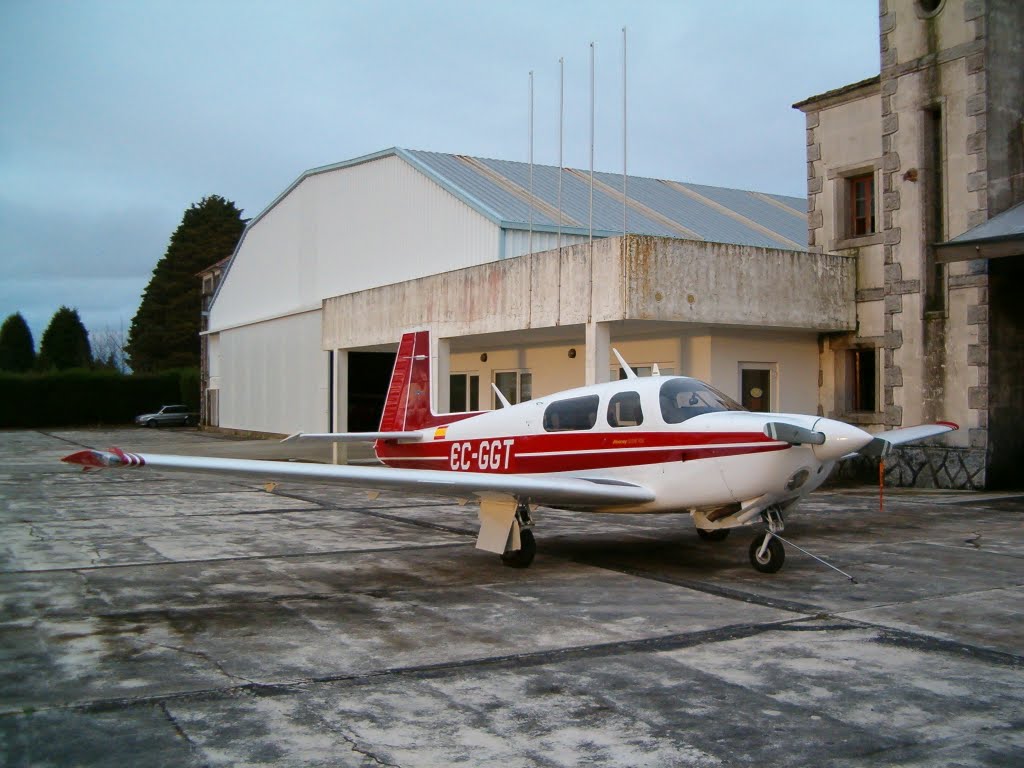 EC-GGT Mooney 205 SE by Fernando López-Azcár…