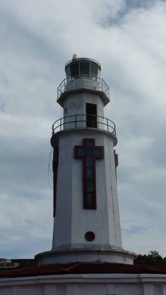 Lighthouse, Corregidor Island by footix