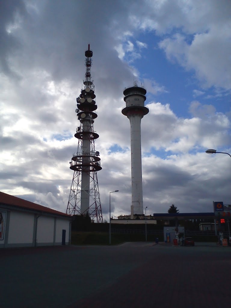 Wieże SLR Poznań - Piątkowo by BartM