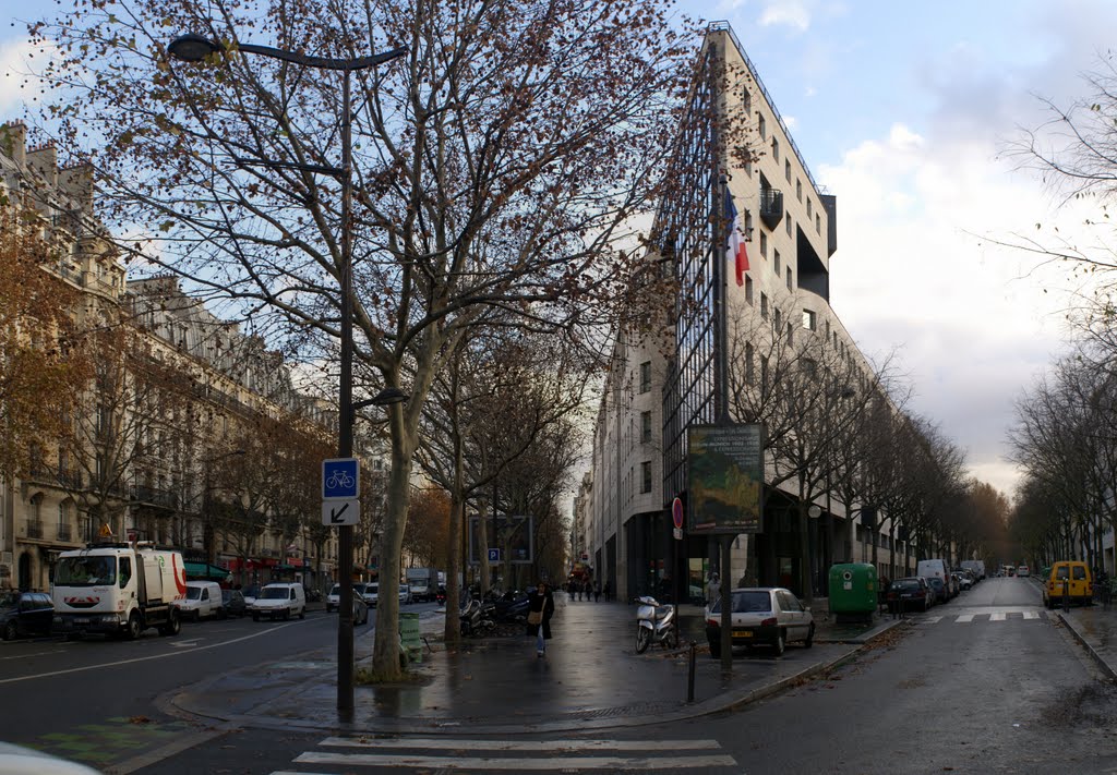 Carrefour avenue Jean Jaurès - rue Armand Carrel by alexandrealari