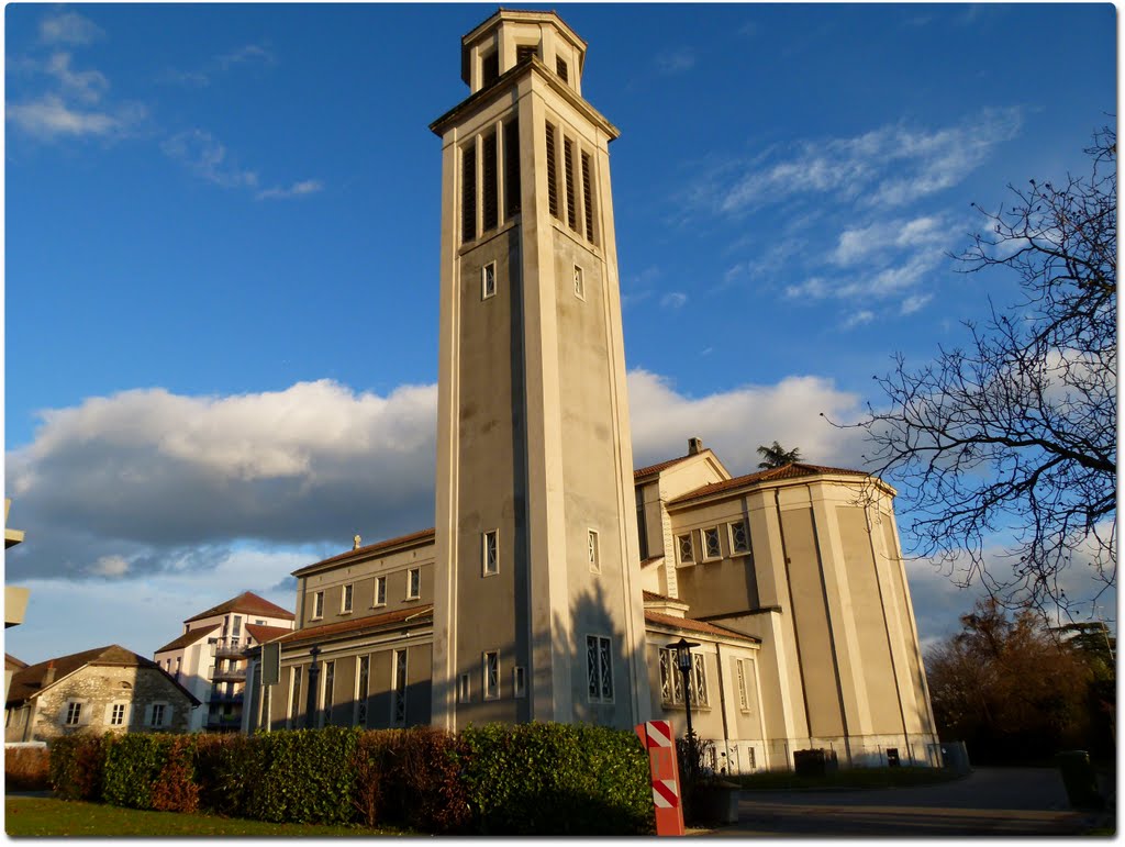 Eglise Saint-François-de-Sales by Magda GHALI