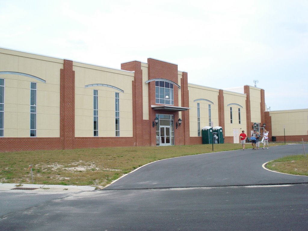 Dogfish Head Brewery in Milton, De by Gweedoe