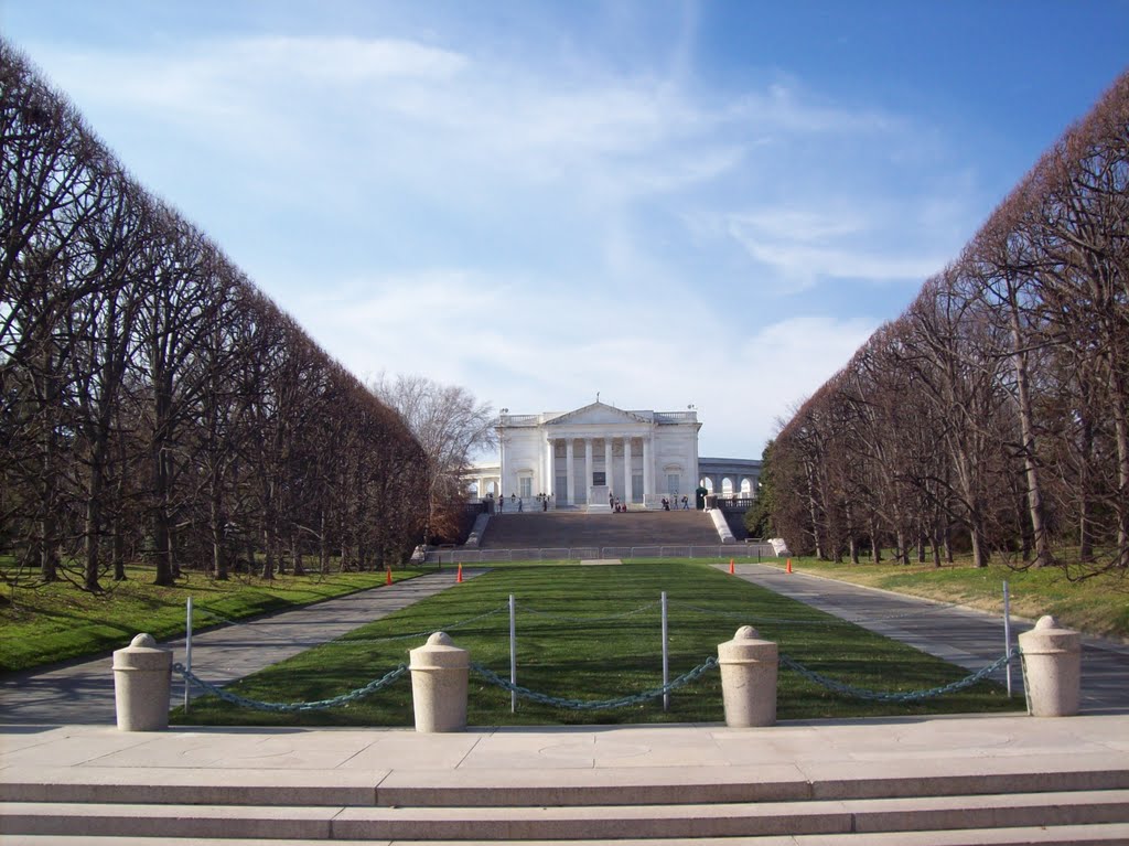 Tomb of the Unknowns by Miguel Cepeda