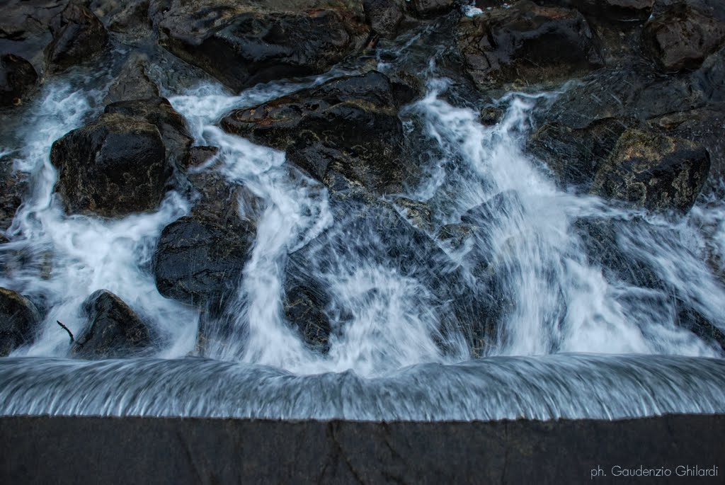 Acqua by Gaudenzio Ghilardi