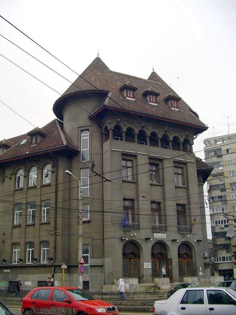 BUCUREŞTI - Colegiul "Iulia Haşdeu" / BUCHAREST - "Iulia Haşdeu" College by AnMaDa2011