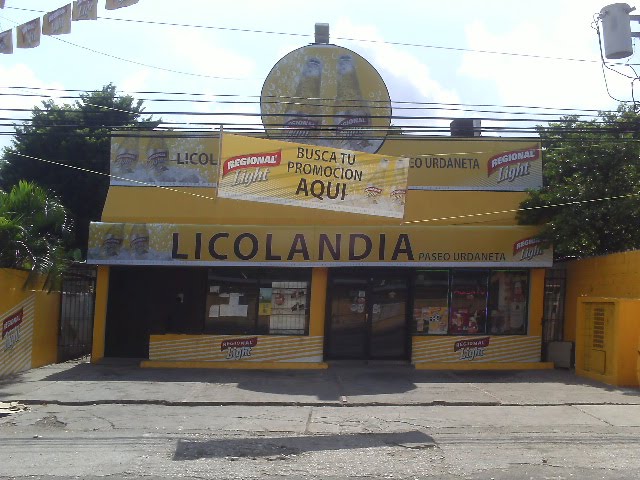 LICOLANDIA PASEO URDANETA - COD: 4340 by FachadasCR