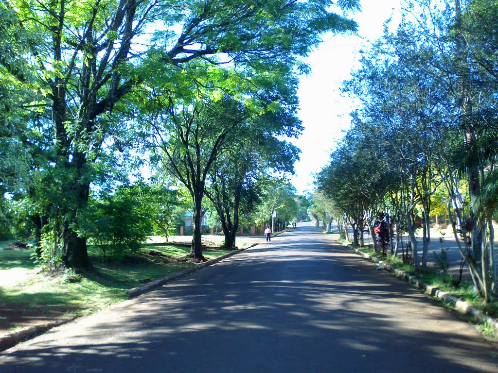 Av. J. D. Perón por la mañana by ciro acosta