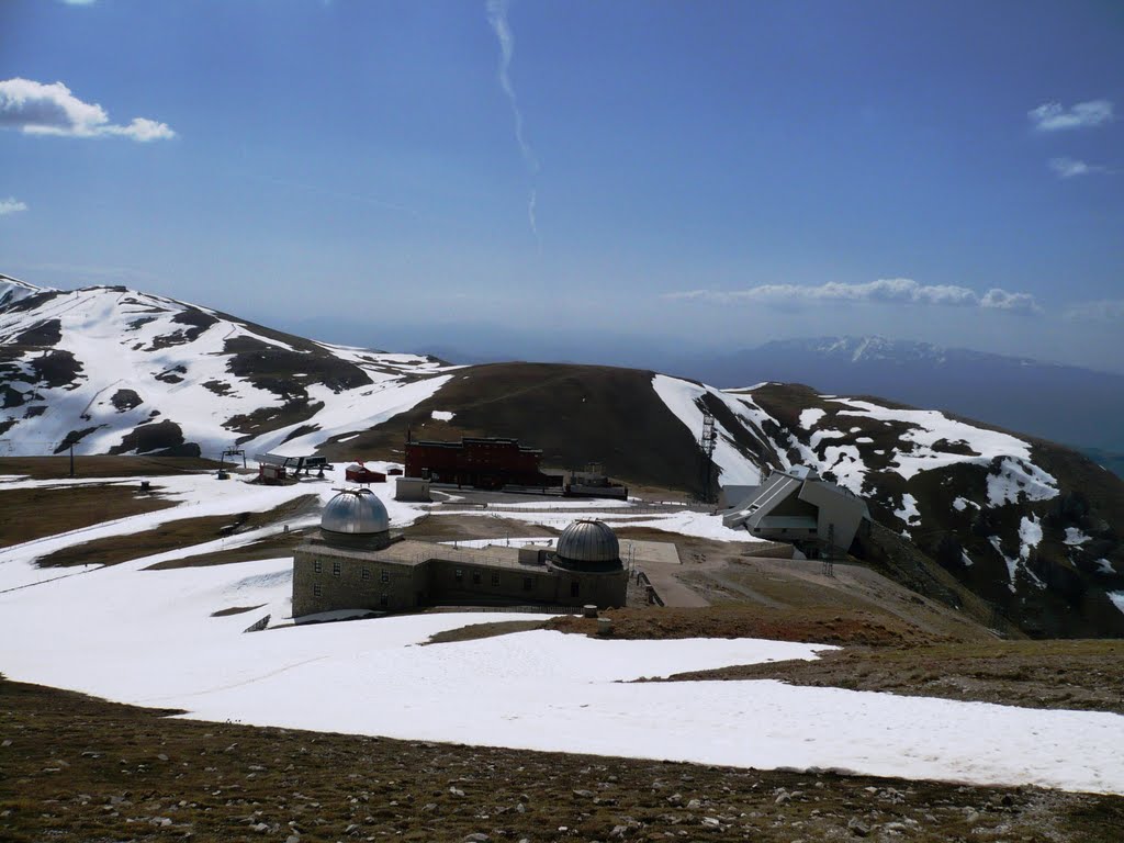 Campo Imperatore - Osservatorio Astronomico 04-2011 by uffi74