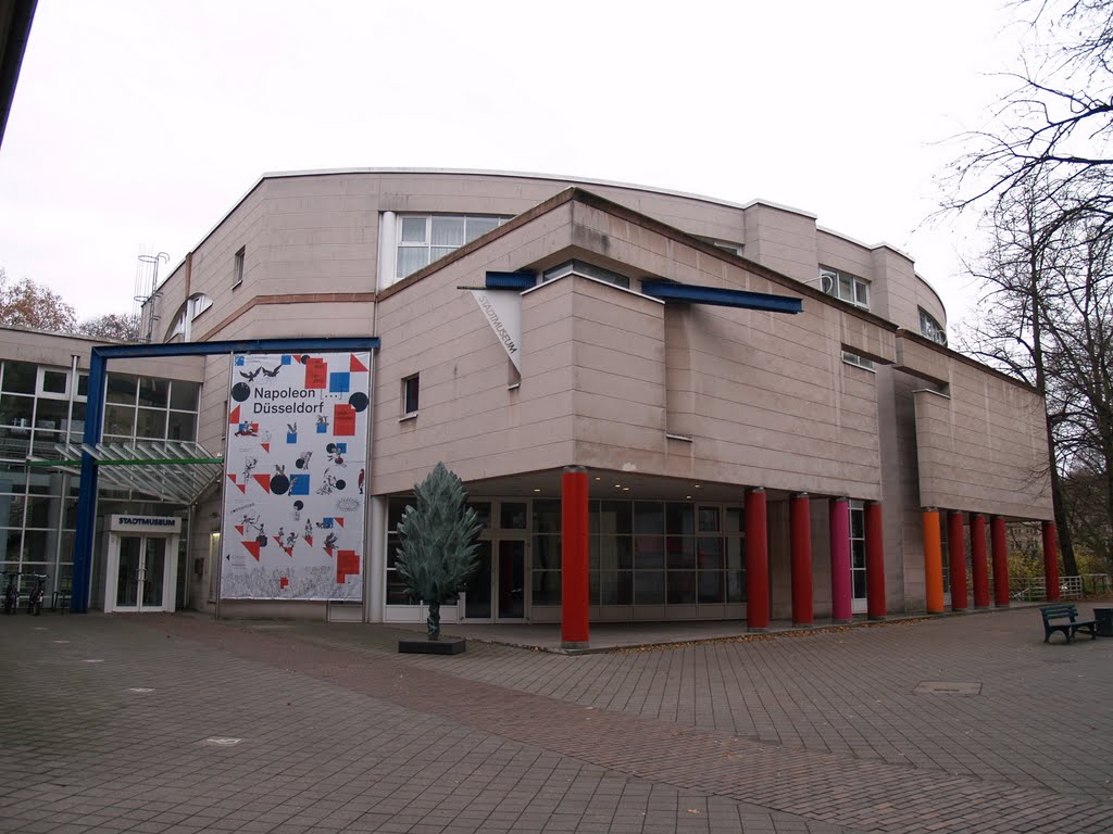 Stadtmuseum, Düsseldorf by Gorka Aranzabal