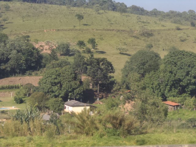 Vista a partir da Rodovia dos Bandeirantes by Moe de Jong