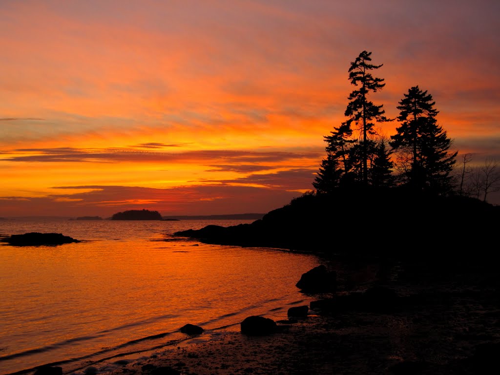 Coastal Maine Sunset by BenjaminMWilliamson