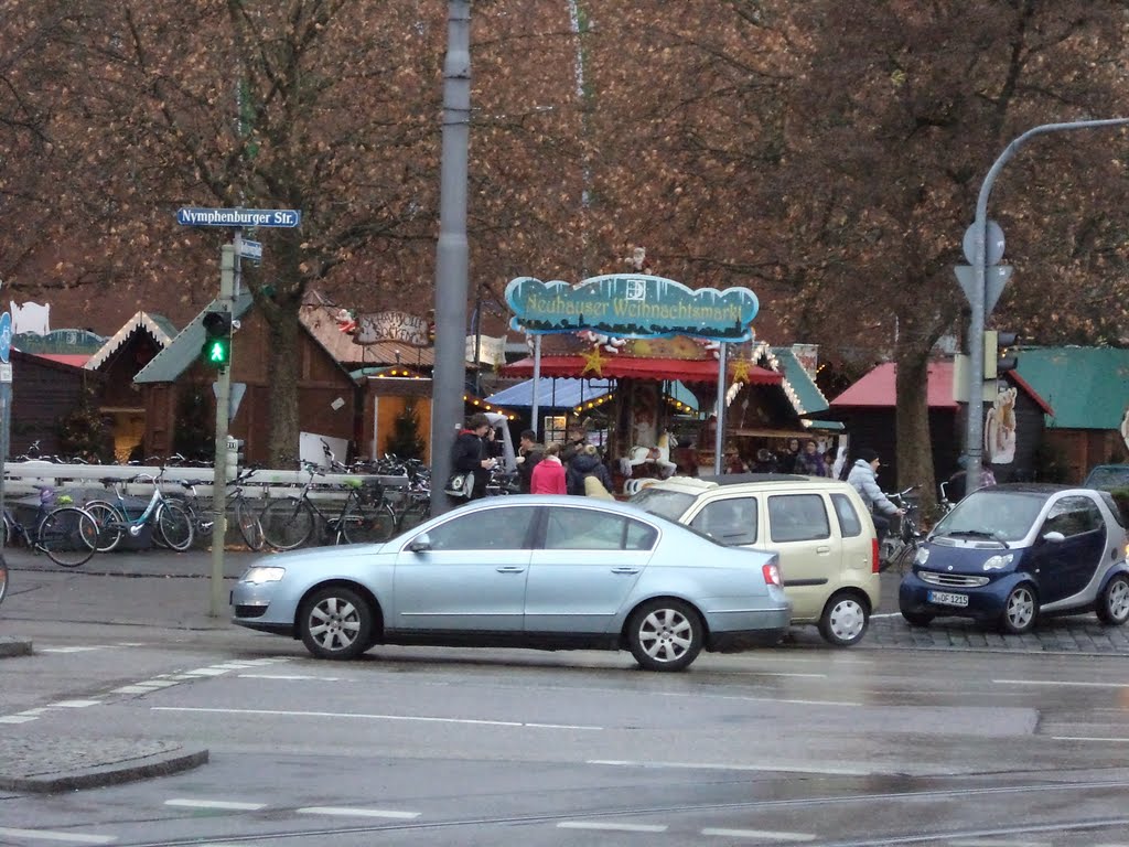 München : Rotkreuzplatz (Neuhauser Weihnachtsmarkt). by Piacentinisen