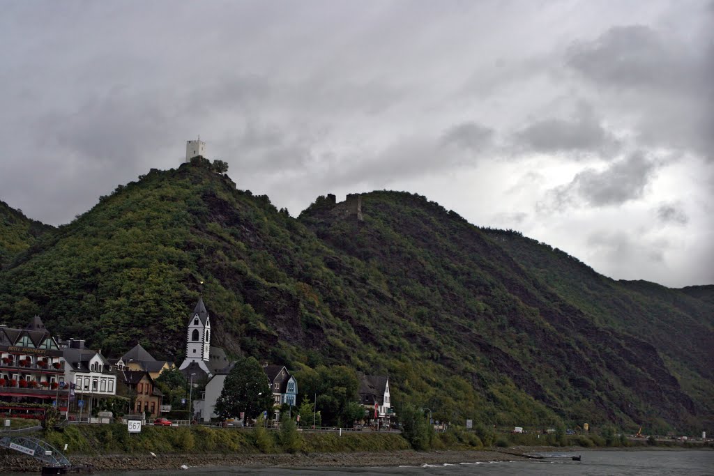 Burg Sterrenberg and Burg Liebenstein above Kamp-Bornhofen, Rhine Valley by davew@tidza