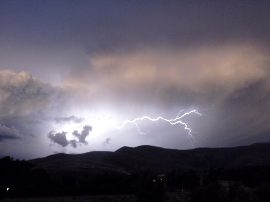 Tormenta eléctrica by Roberto Pampa