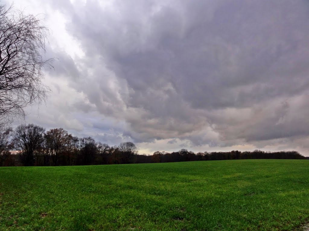 Wolkenspiele Dezember by Willi Prinz