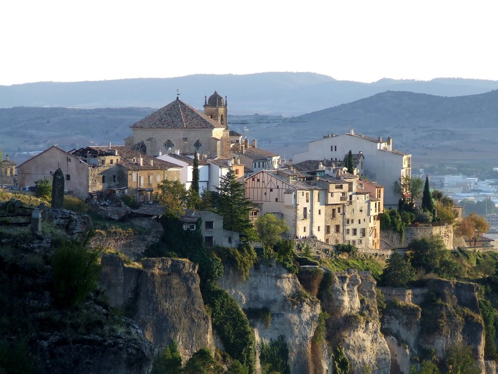 Cuenca Alta by Alan T.