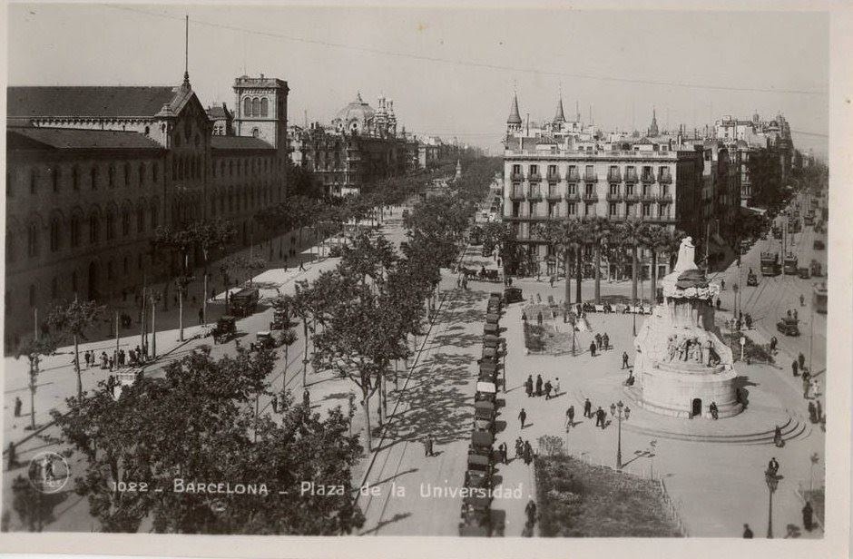 Pl. Universitat by BarcelonaAntiga