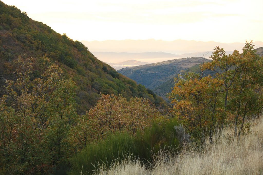 Bierzo escarpado. by Heisser Oberfläche