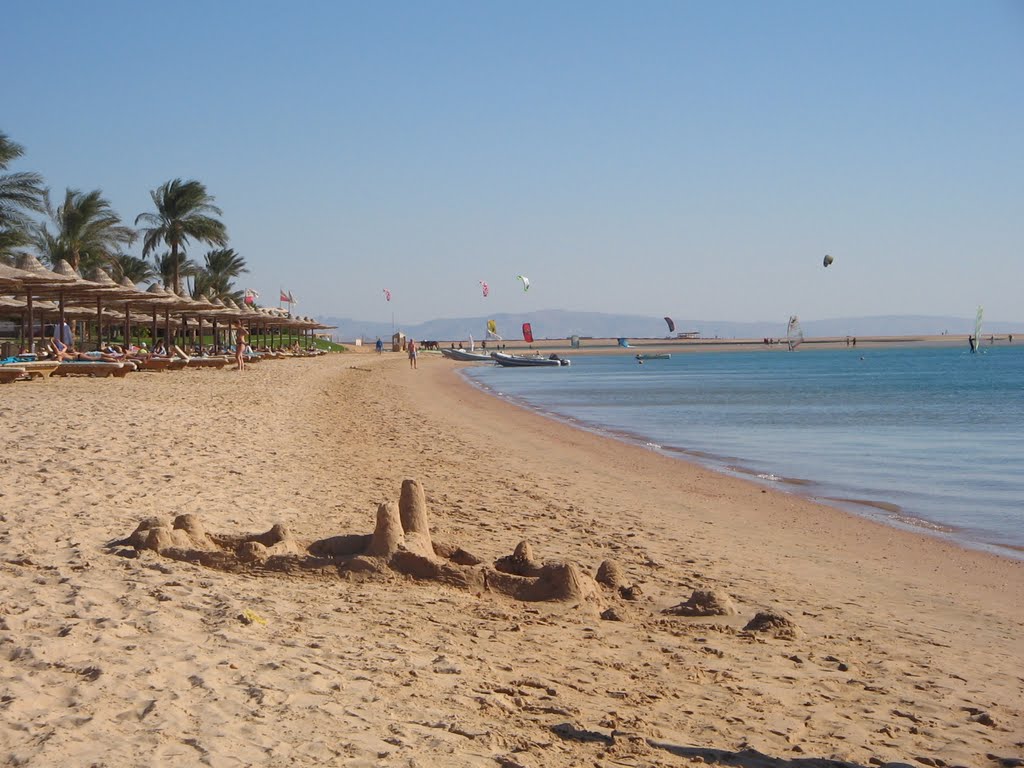 Dahab Lagoon windsurf centers beach by Mehmet Turan by ozMehmet Turan