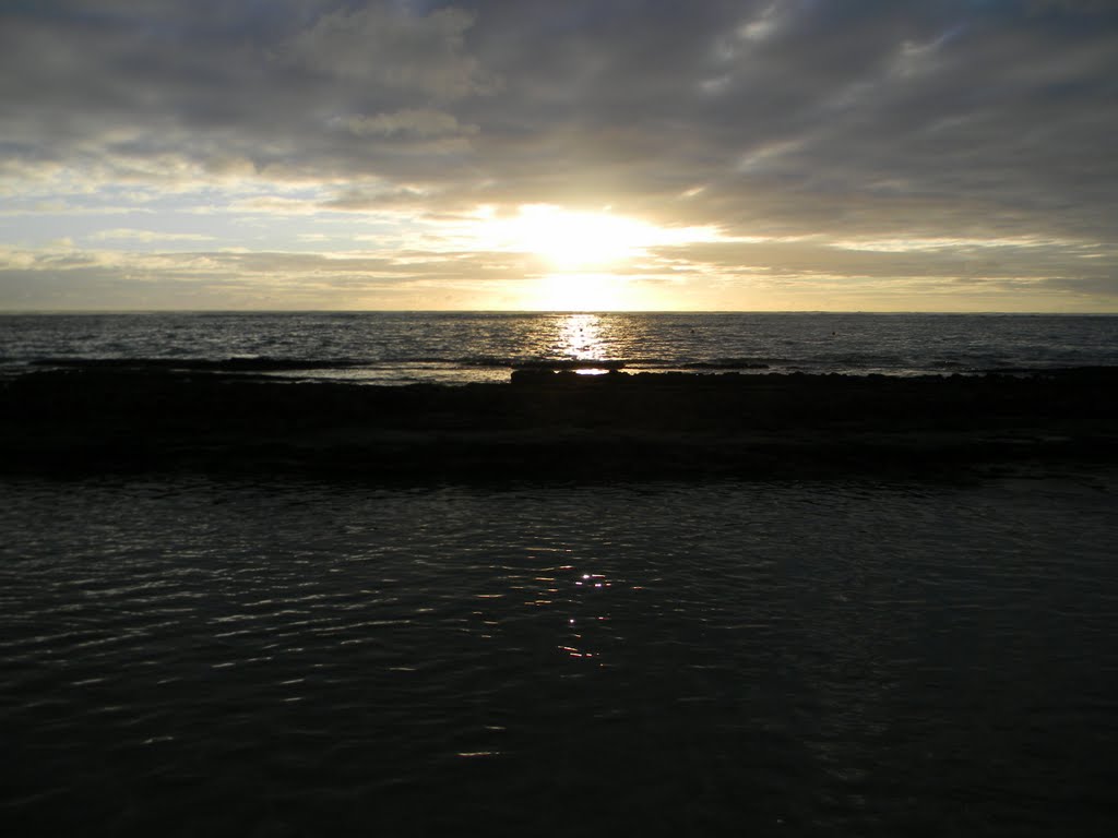 Amanhecer em Porto de Galinhas by Fernando Wolf