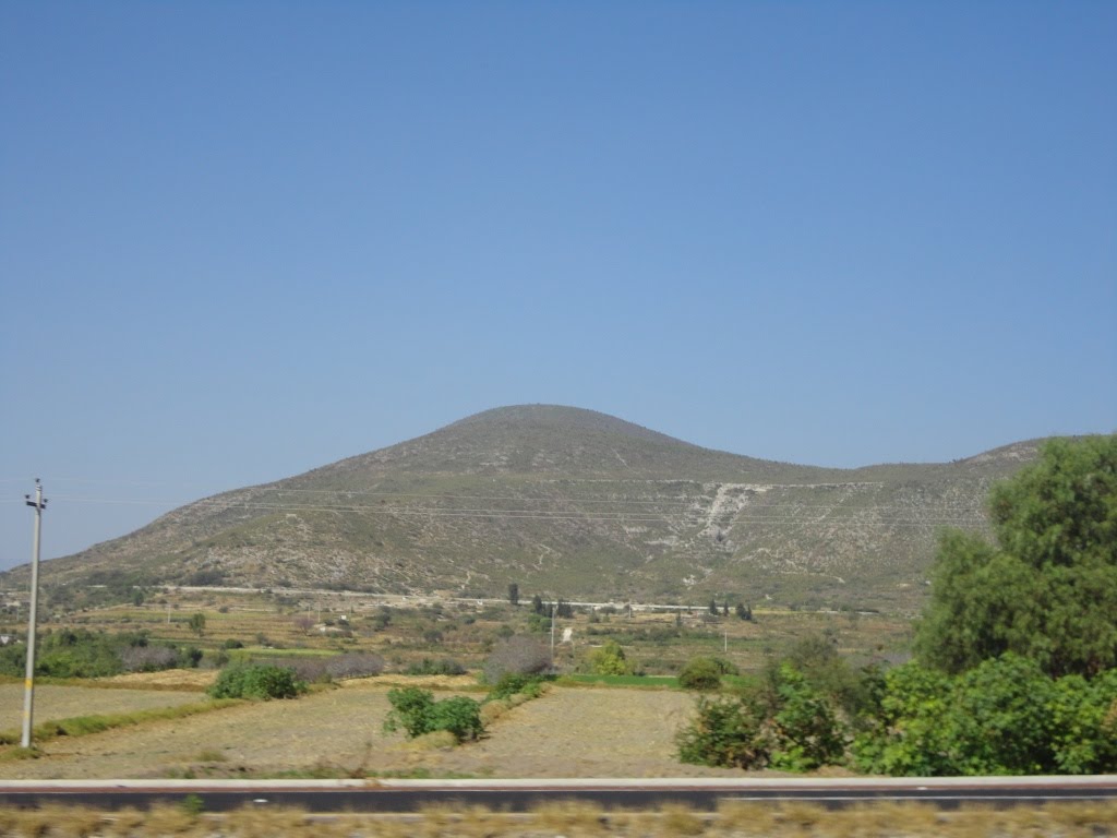 Cerro Bajando de Pastores by Ángel Contreras G.