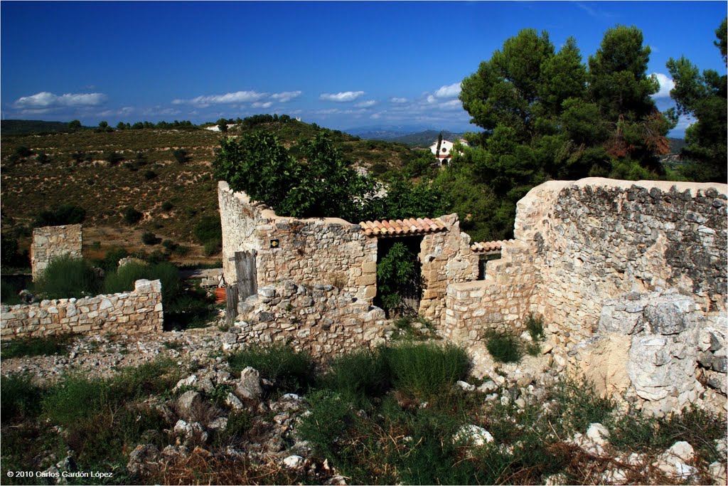 Corbera d'Ebre. Poble Vell by Carlos Gardón López