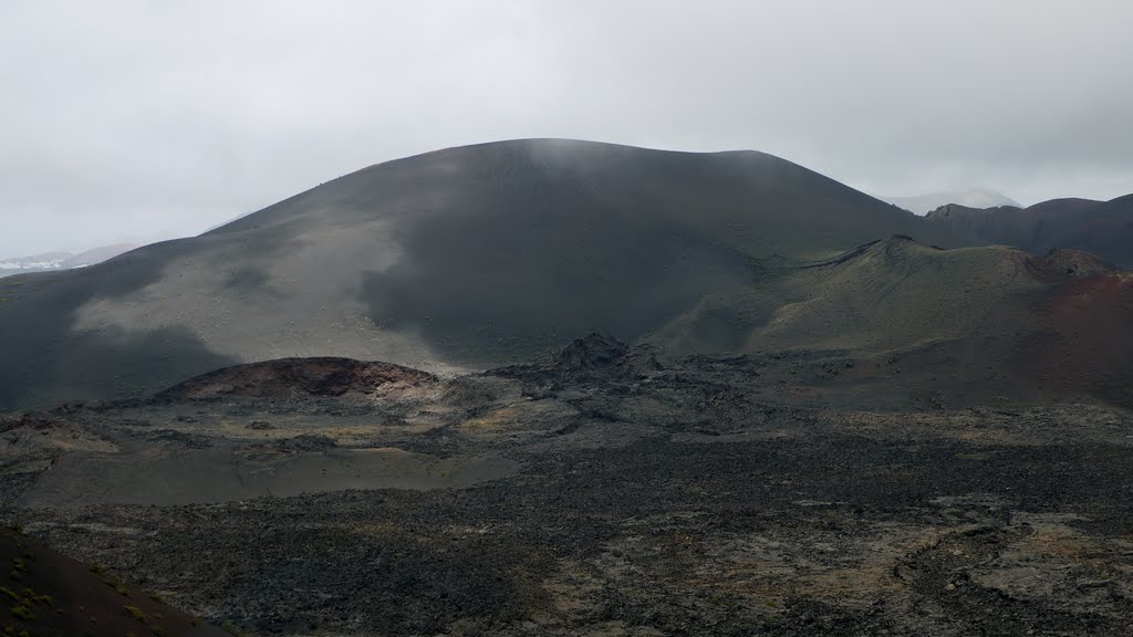 Desde Pico de Fuego hacia el NE by Ignazio Balboa