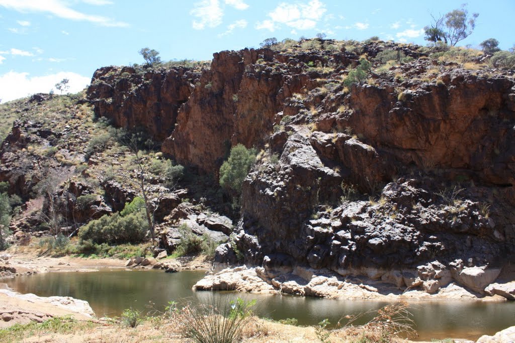 Stubs Waterhole by DaveDownUnder