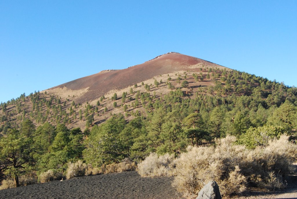 Sunset Crater Volcano by hnko