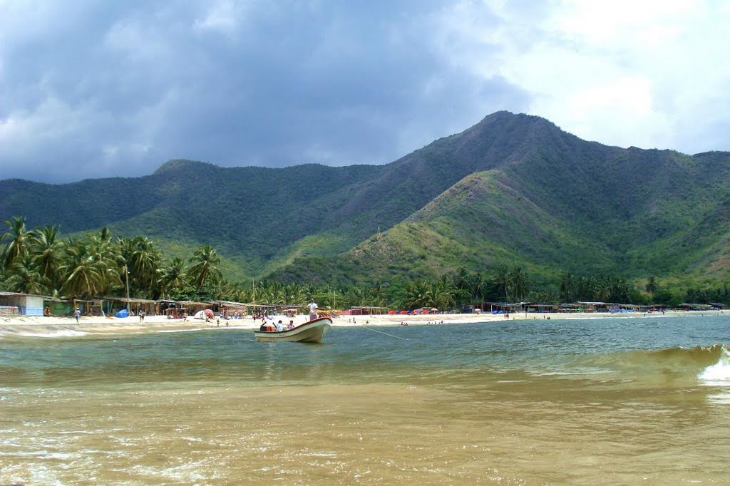 Playa de Chuao.venezuela by Manaure