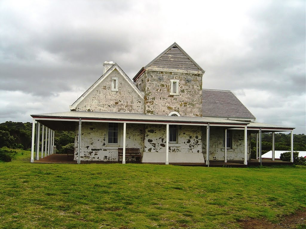 Cape Otway Lightstation by Radyart