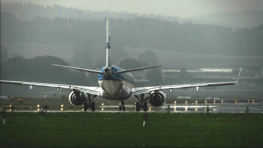 Klm embraer tiltshift hdr 30.9.2011 by bruno lauper