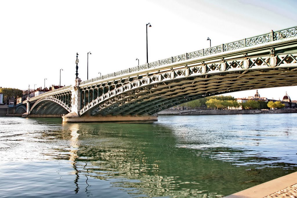 Pont de la Guillotiere Lyon by frferdd