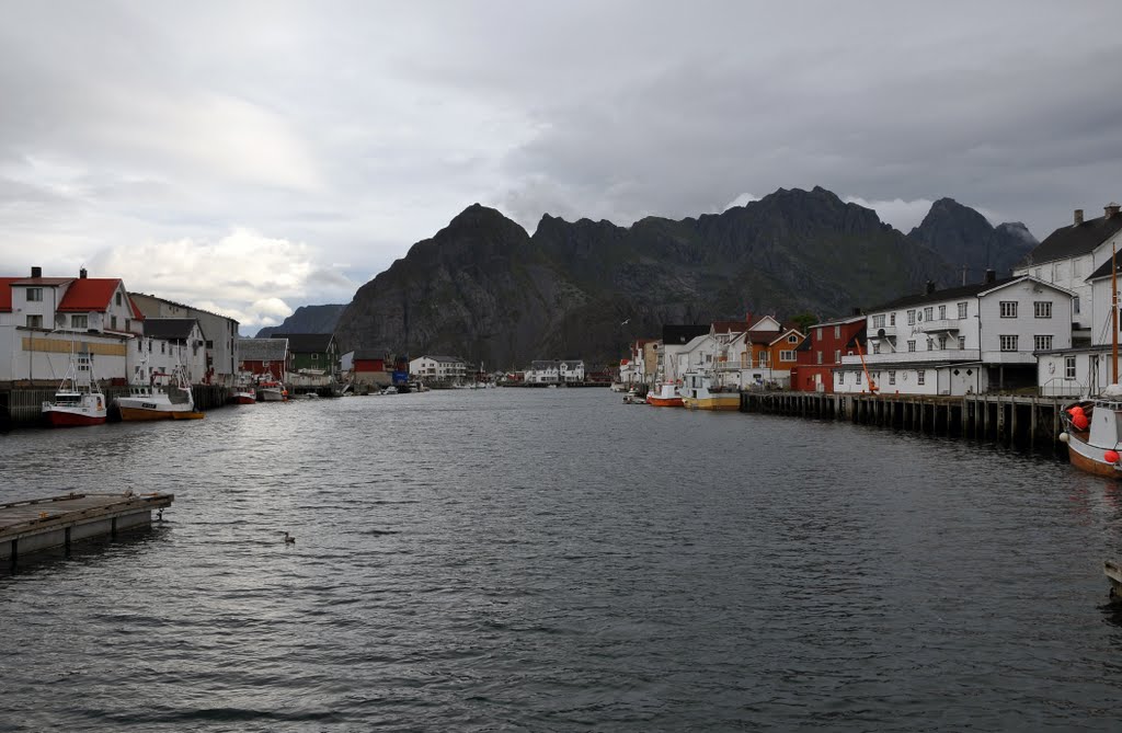 Henningsvær by DonyG