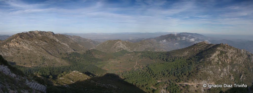 Panorámica desde la Cruz de juanar by Ignacio Diaz Triviño