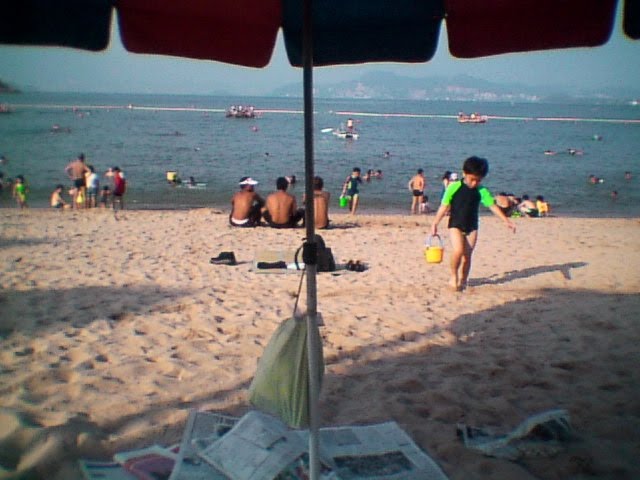 Cheung Chau Tung Wan Beach by kajikawa