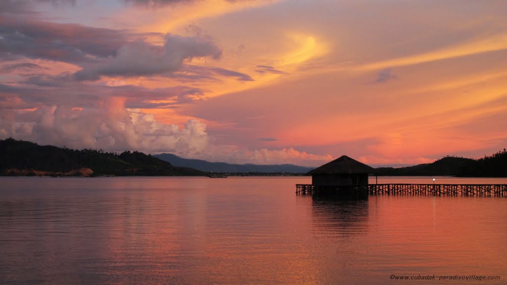 Sunset at cubadak resort by marcoind