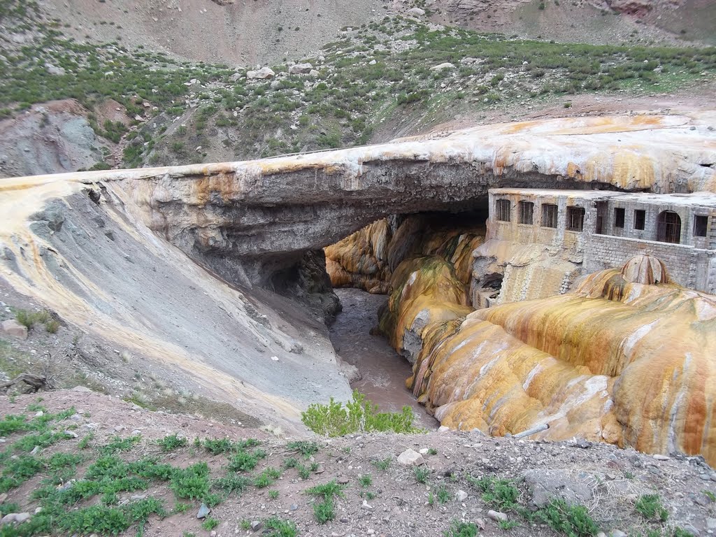 Puente del Inca by Gerardo Diez