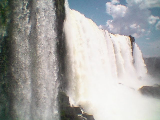 Cataratas do Iguaçu by kajikawa