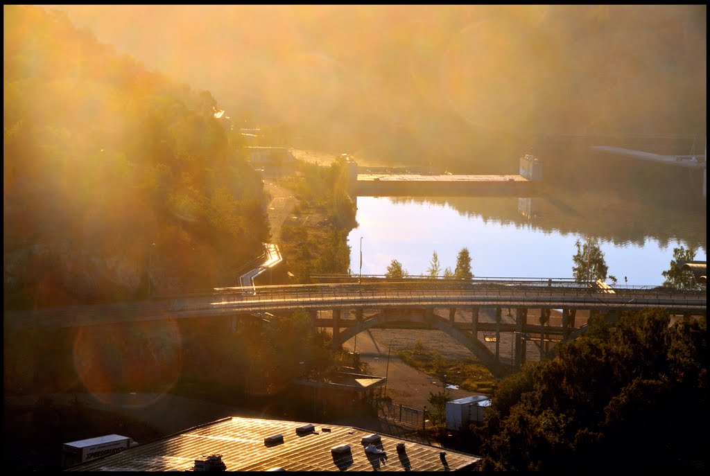 Bridge to Kvarholmen by Jan Öhrström