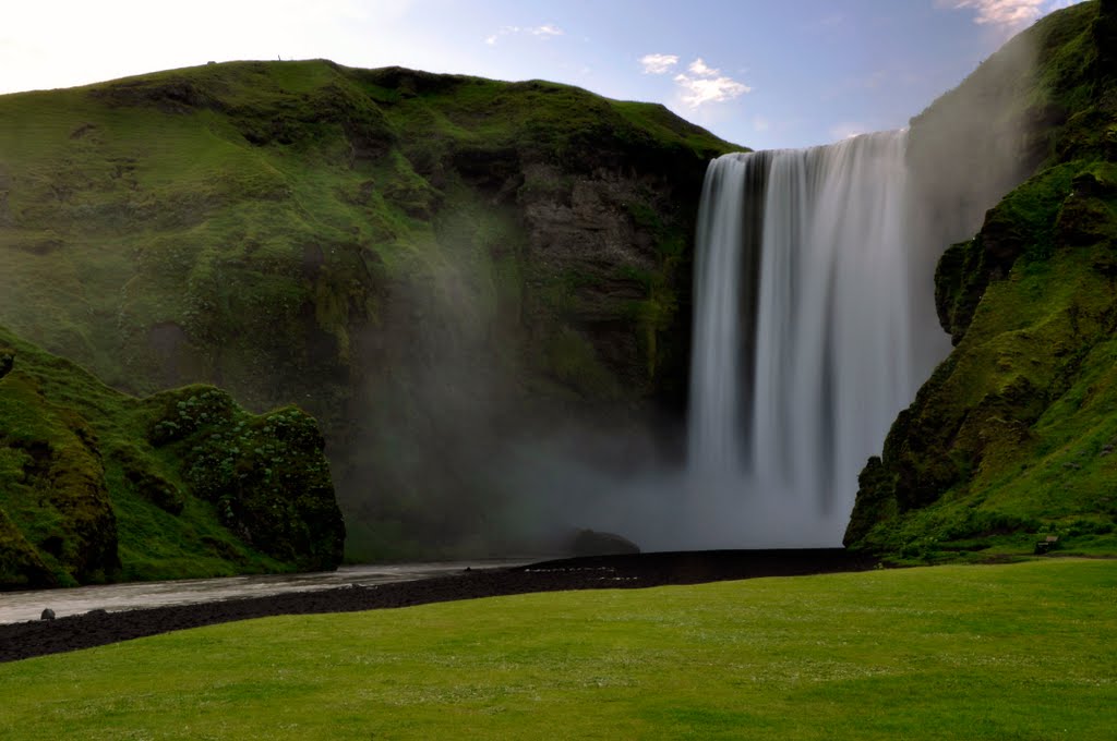 Skogarfoss by msantervasm