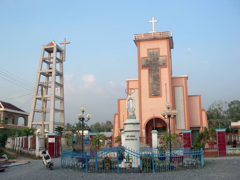 Nhà thờ Phước Khánh - Phuoc Khanh church by Vietnam - Paracels