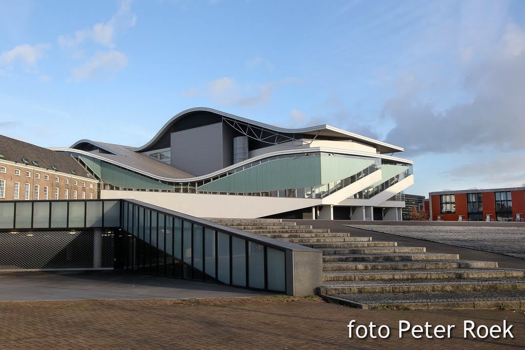 Breda Chassé Theater by Peter Roek