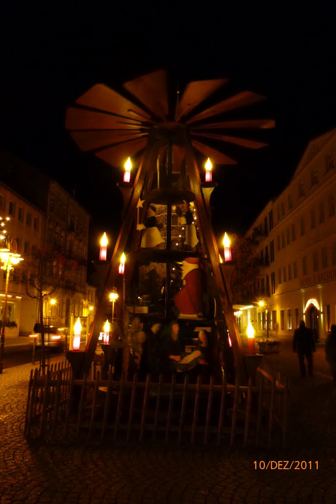 Weihnachtspyramide in Bad Schandau by Almut Martens