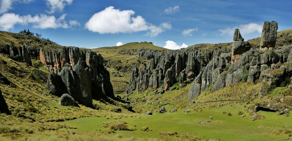 Combemayoen cajamarca peru by Yanggong Ren