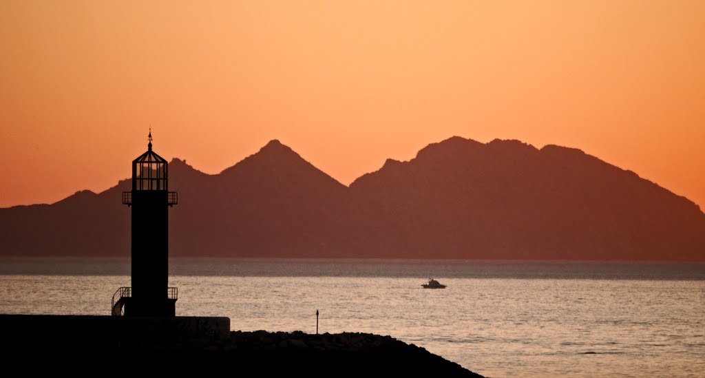 Museo del mar faro!!!!!!!! by helena Blein